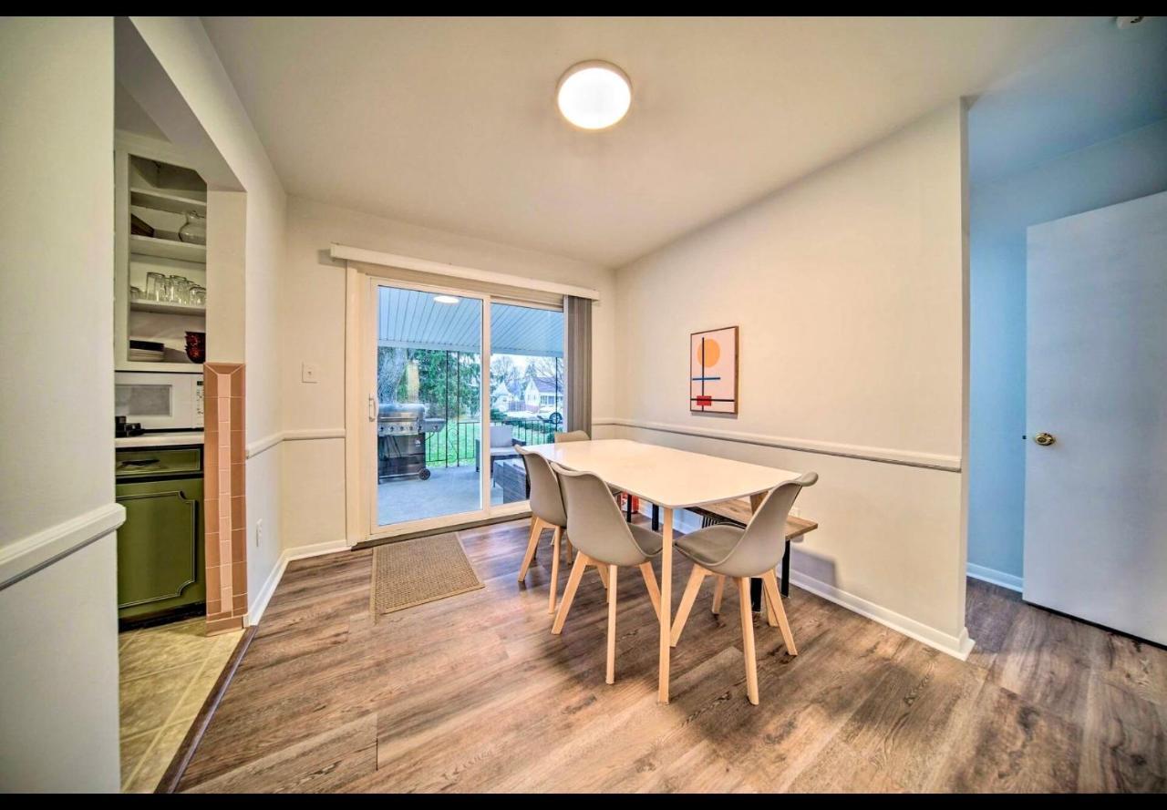 Modern Home • Family Friendly • Grill • Fireplace Erie Exterior photo